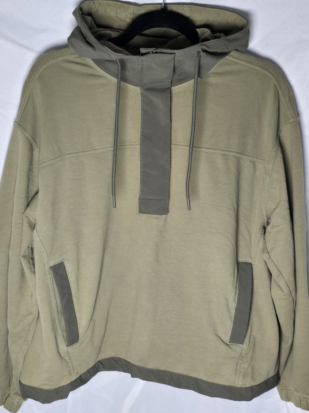 Athleta Olive Green Hooded Lightweight Pullover Shirt 1/4 Zip, Sz S